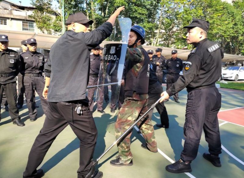 懷化藍盾保安服務(wù)有限公司,湖南保安服務(wù),湖南區(qū)域秩序維護,湖南物業(yè)管理服務(wù) 懷化藍盾保安服務(wù)有限公司,湖南保安服務(wù),湖南區(qū)域秩序維護,湖南物業(yè)管理服務(wù)