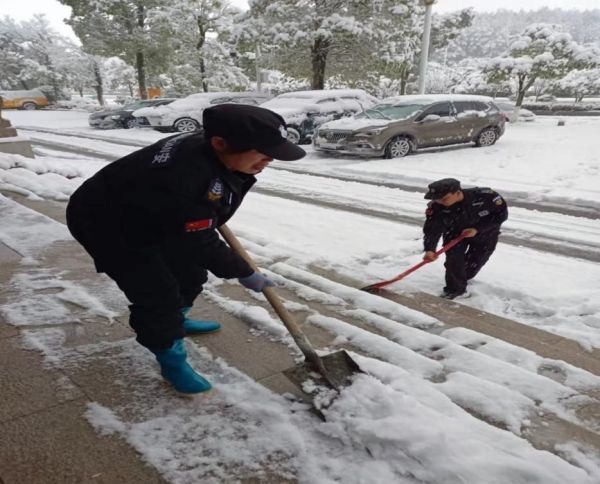 懷化藍(lán)盾保安服務(wù)有限公司,湖南保安服務(wù),湖南區(qū)域秩序維護(hù),湖南物業(yè)管理服務(wù) 懷化藍(lán)盾保安服務(wù)有限公司,湖南保安服務(wù),湖南區(qū)域秩序維護(hù),湖南物業(yè)管理服務(wù)